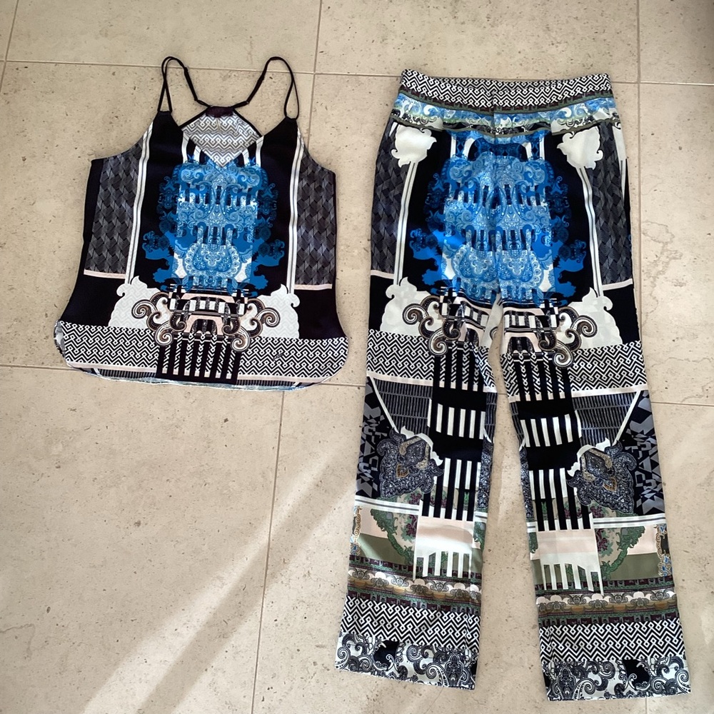 Hale Rob Pant and Tank Set. Size Medium